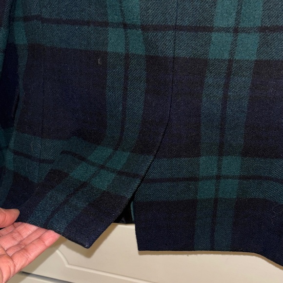 Banana Republic Dark Green and Black Plaid Tailored Blazer - Picture 8 of 10